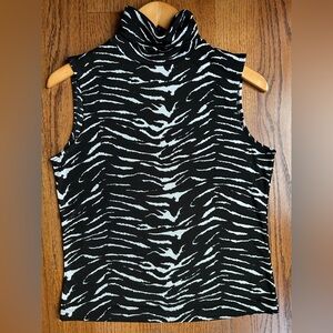 Zebra Print Turtleneck Sleeveless Top. Size: Small